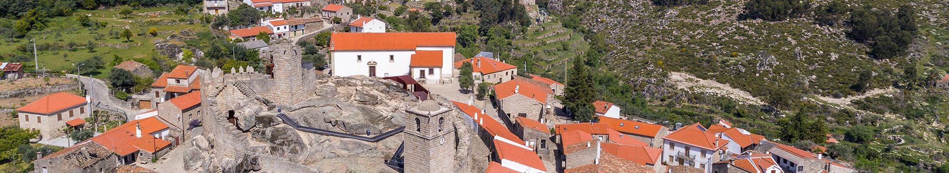 Flug+Hotel Angebote nach **Castelo Novo**