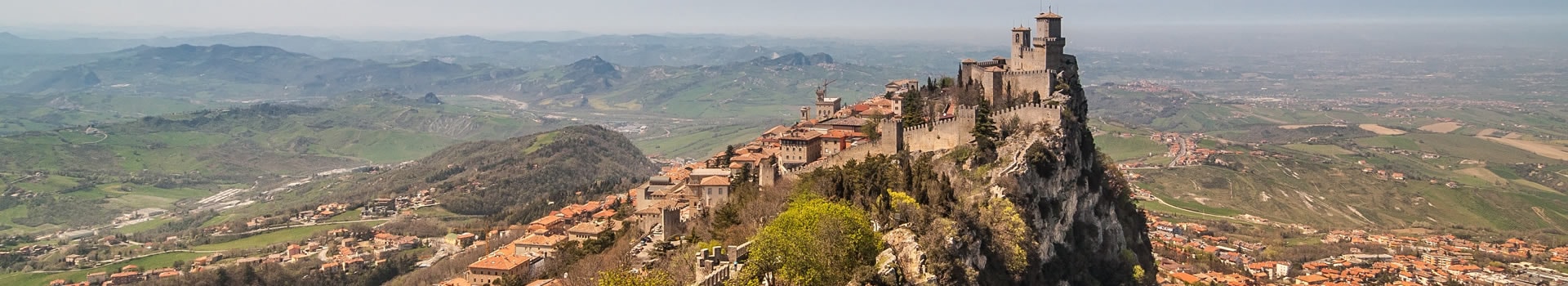 Ihr Urlaub in **San Marino beginnt hier**