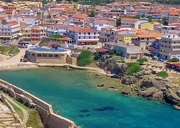 Le Castella