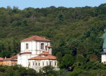 Arona