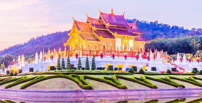 Bangkok, Chiang Rai, Chiang Mai, Phuket und Phi Phi