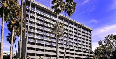 Hotel La Jolla, Curio Collection By Hilton