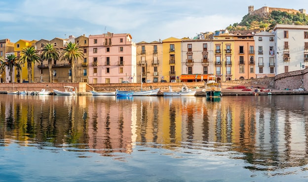 Sardinien: Sardinien. Reiseangebote, Urlaub, Hotels, Schnäppchen