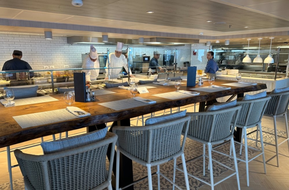 Foto Oceania Marina3