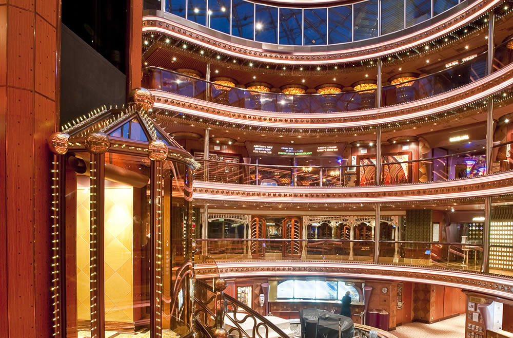 Foto Carnival Elation3