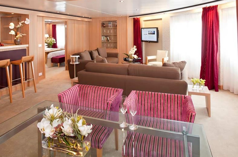 Signature Suite