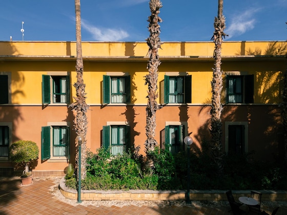 Gallery - Hotel Port Jardín Milenio
