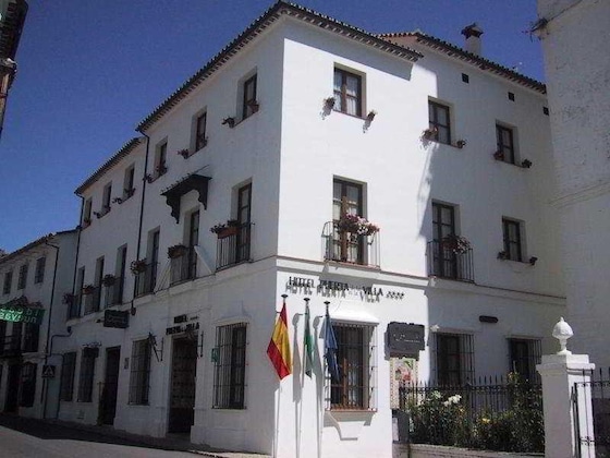 Gallery - Puerta De La Villa