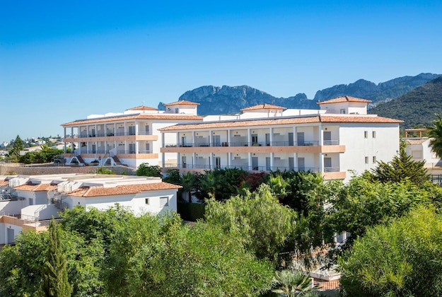 Gallery - Complejo Bellavista Residencial