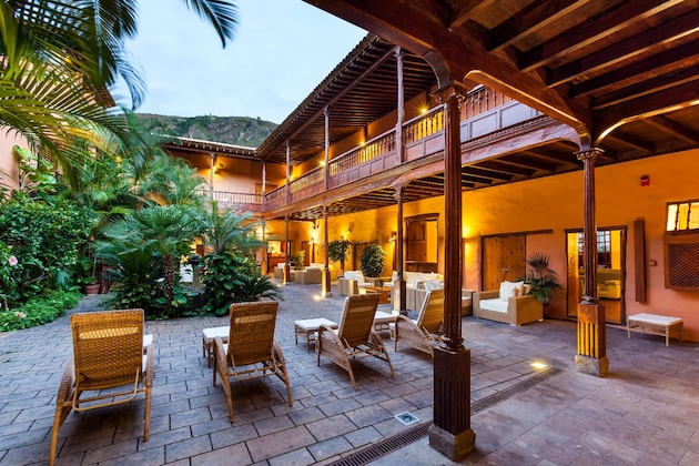 Gallery - Hotel Livvo La Quinta Roja