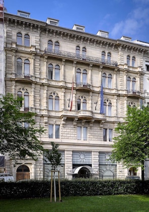 Gallery - Miiro Palais Rudolf