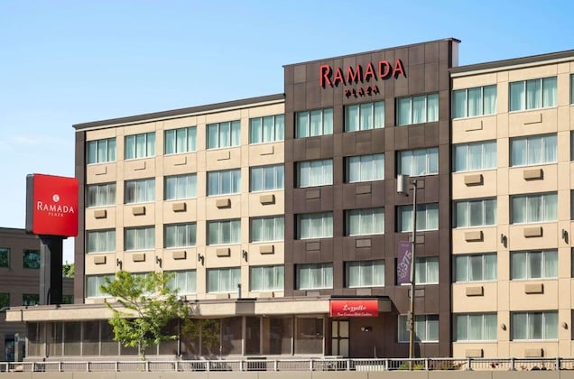 Gallery - Ramada Plaza By Wyndham Montreal