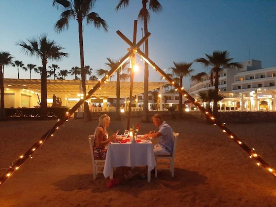 Gallery - Dome Beach Hotel & Resort