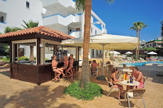 Gallery - Petrosana Hotel Apartments