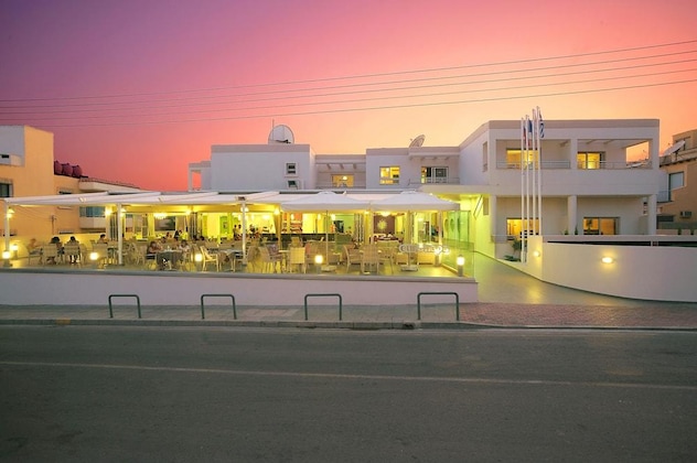 Gallery - Euronapa Hotel Apartments