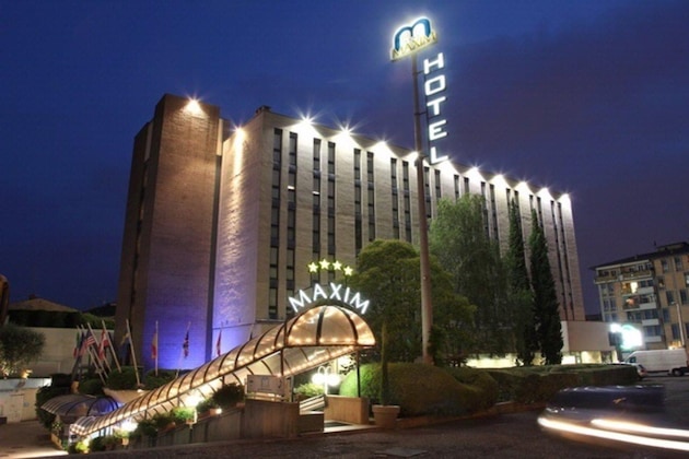 Gallery - Hotel Maxim
