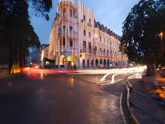 Gallery - Queen's Hotel
