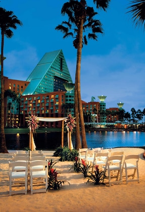 Gallery - Walt Disney World Dolphin