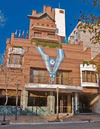 Gallery - Reina Victoria Suites & Towers