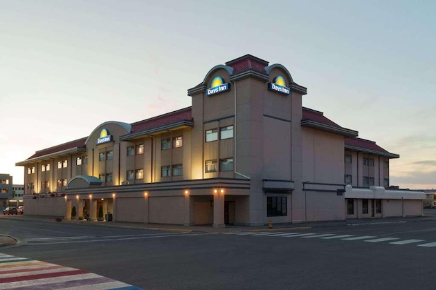 Gallery - Days Inn By Wyndham Downtown Prince George