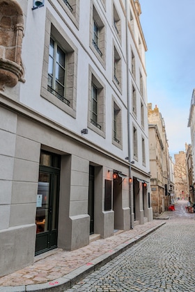 Gallery - Anne De Bretagne