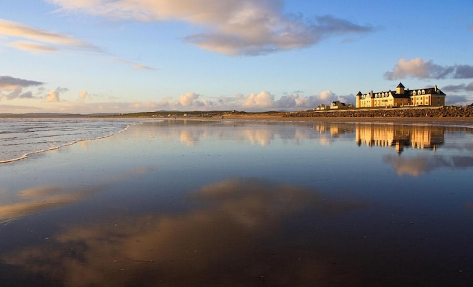 Gallery - Sandhouse Hotel
