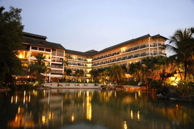 Gallery - Mines Beach Resort Hotel