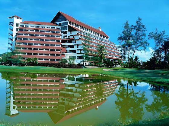 Gallery - Resorts World Kijal