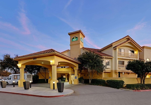 Gallery - La Quinta Dfw Airport North   Irving