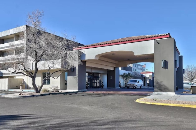 Gallery - Ramada Plaza By Wyndham Albuquerque Midtown