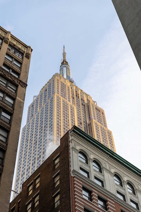 Gallery - Martinique New York on Broadway, Curio Collection By Hilton
