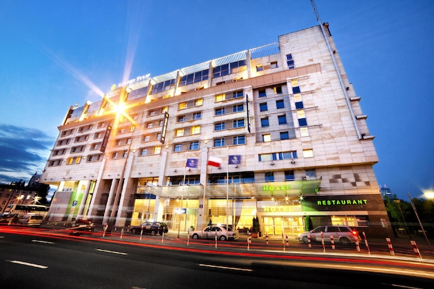 Gallery - Golden Tulip Warsaw Centre