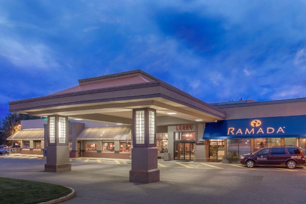 Gallery - Ramada By Wyndham Kelowna Hotel & Conference Center