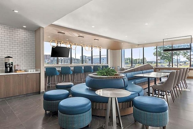 Gallery - Residence Inn Laval