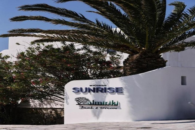 Gallery - Myconian Sunrise Relais & Chateaux Hotel