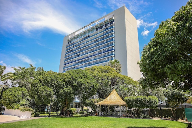 Gallery - The Jamaica Pegasus Hotel