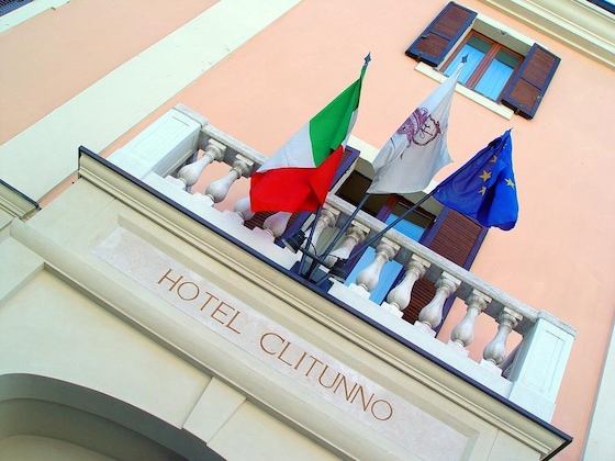 Gallery - Hotel Clitunno