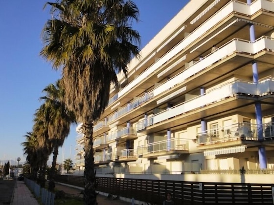 Gallery - Apartamentos Port Canigo 46