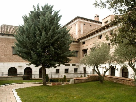 Gallery - Hotel El Jardín De La Abadía