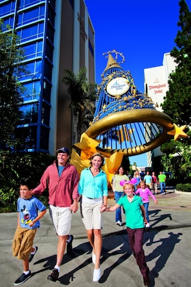 Gallery - Disneyland® Hotel