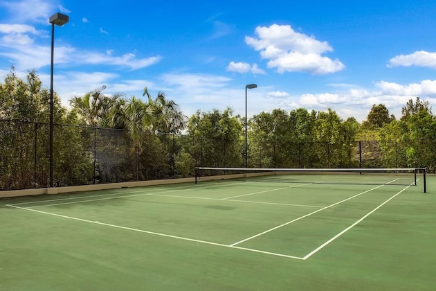 Gallery - Pelican Waters Resort
