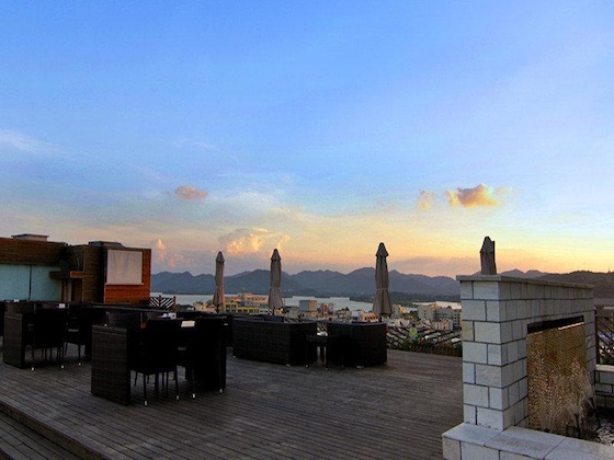 Gallery - Zhejiang Hotel