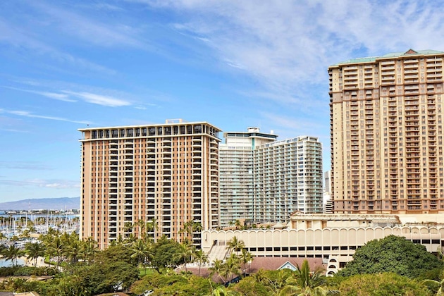 Gallery - Hilton Hawaiian Village Waikiki Beach Resort