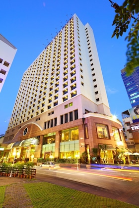 Gallery - The Royal City Hotel