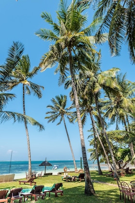 Gallery - Serena Beach Resort & Spa