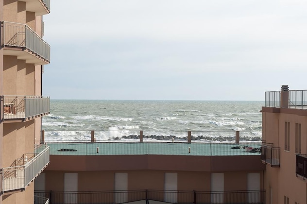 Gallery - Promenade