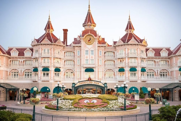 Gallery - Disneyland Hotel