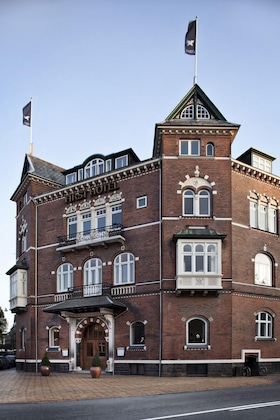 Gallery - First Hotel Grand