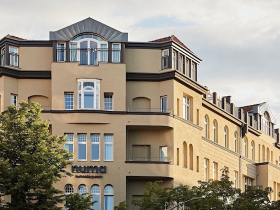 Gallery - Numa Berlin Novela