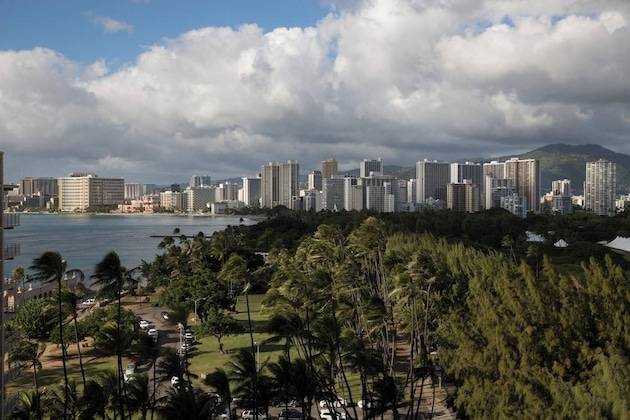 Gallery - Lotus Honolulu At Diamond Head